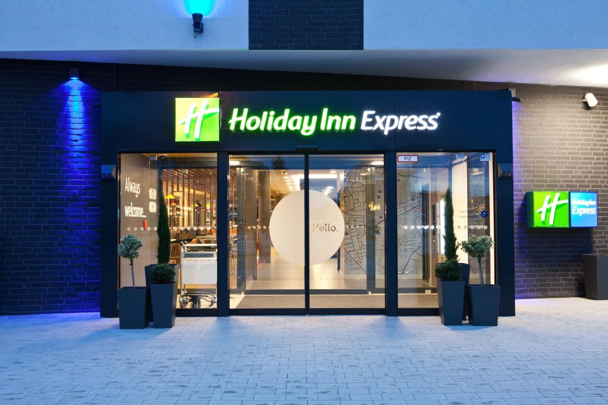 Holiday Inn Express - Ringsheim, An Ihg Hotel Extérieur photo